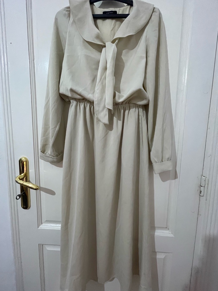 Robe mi long beige vintage style