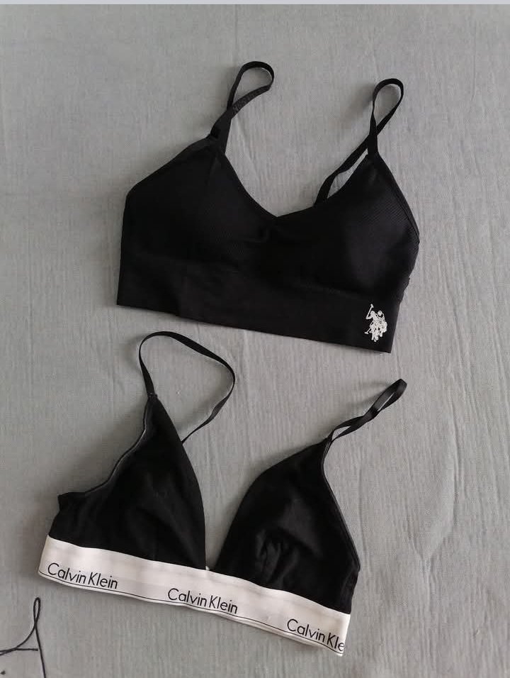 2 brassières 