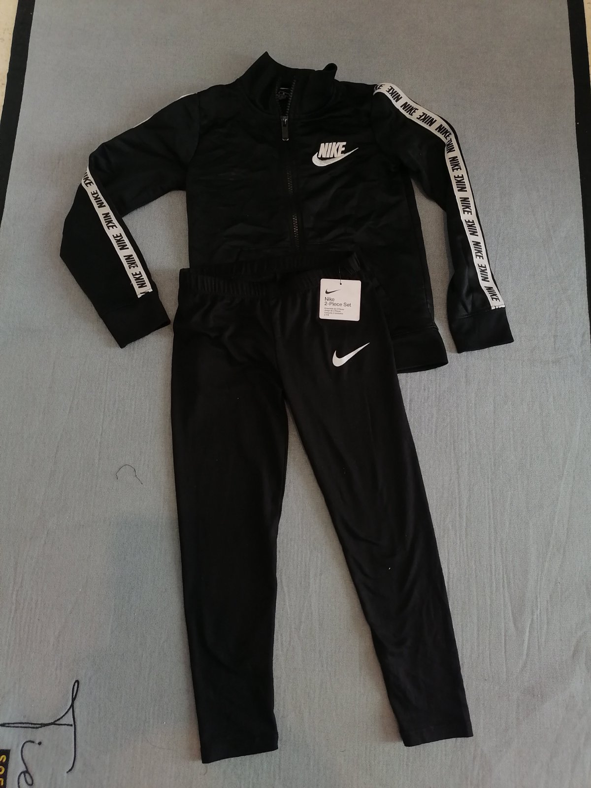 Tenue nike fille 