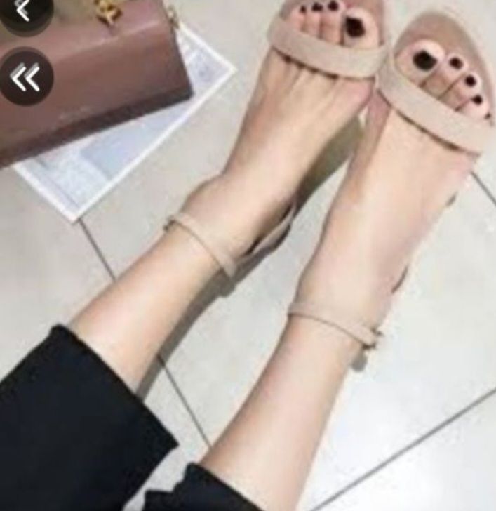 SANDALES 