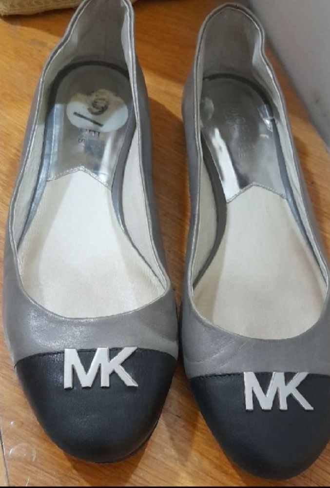 BALLERINE MICHAEL KORS AUTHENTIQUE 
