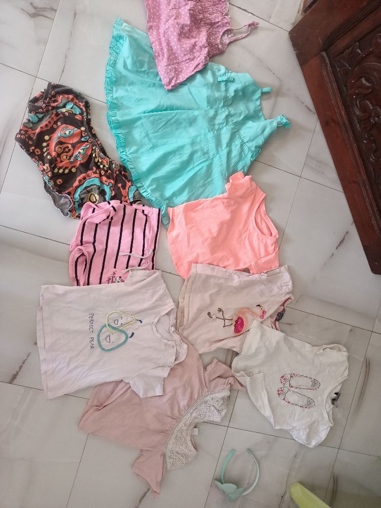 Lot de vêtements petite fille 