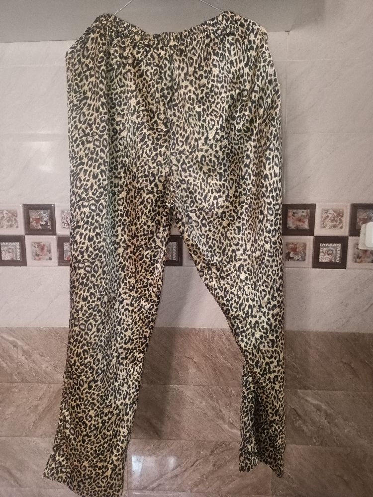 Pyjamas en satin Glamour 🐅