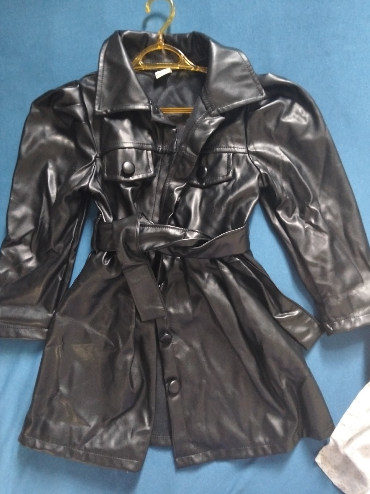 Veste en cuir zéro defaut portée une fois