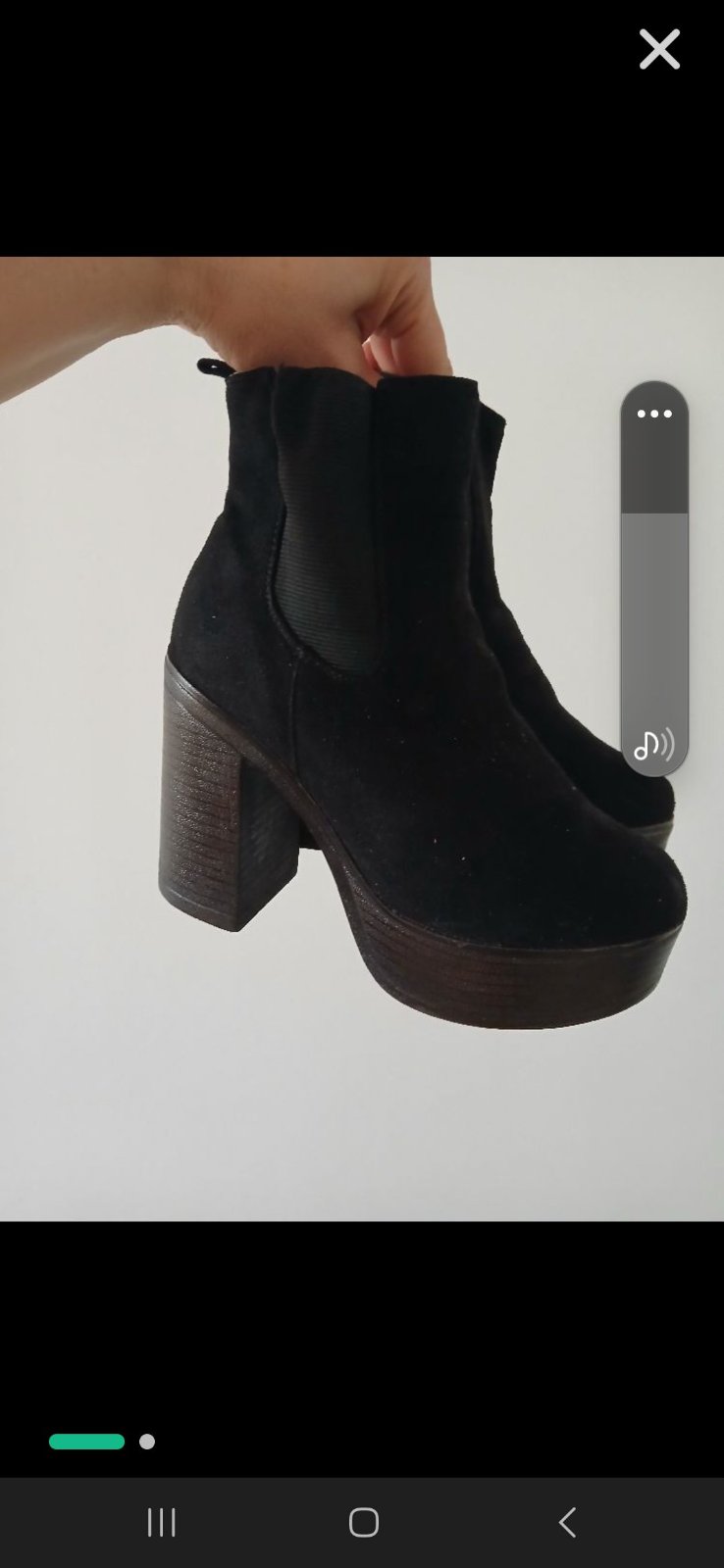 Bottines en noir daim 