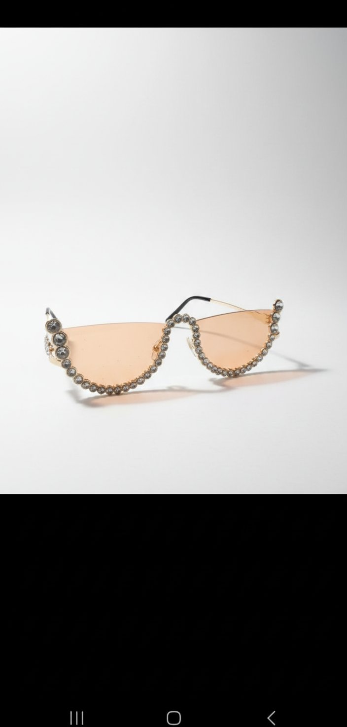 Lunettes é doré avec diamand