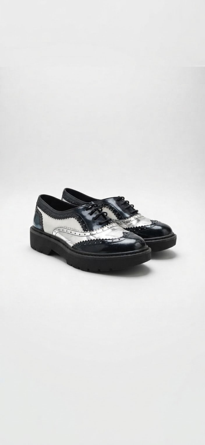 Derbies en noir de marque bershka pointure 36