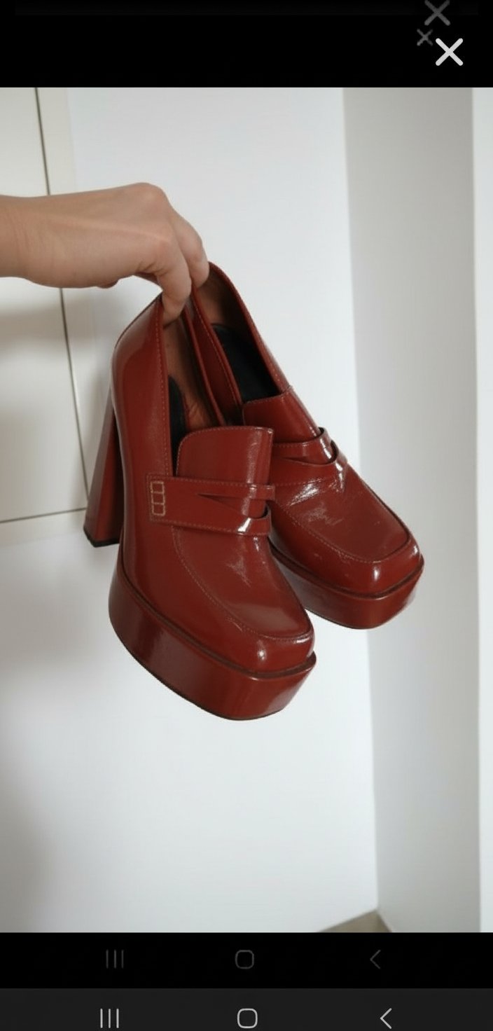 Escarpin en marron vernis 