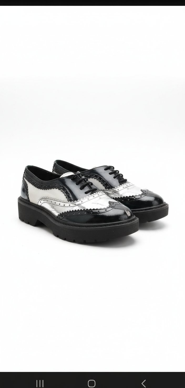 Derbies en noir de marque bershka