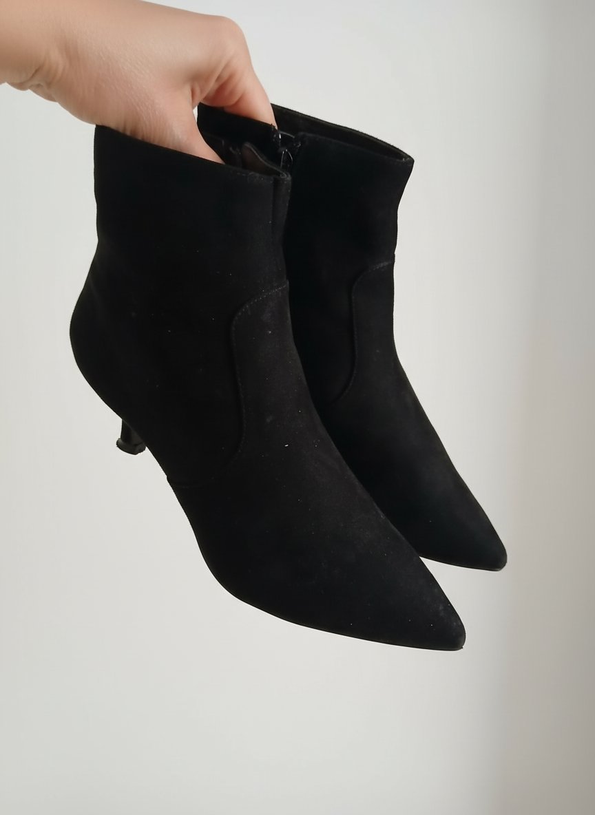 Bottines en noir daim de marque Ovs