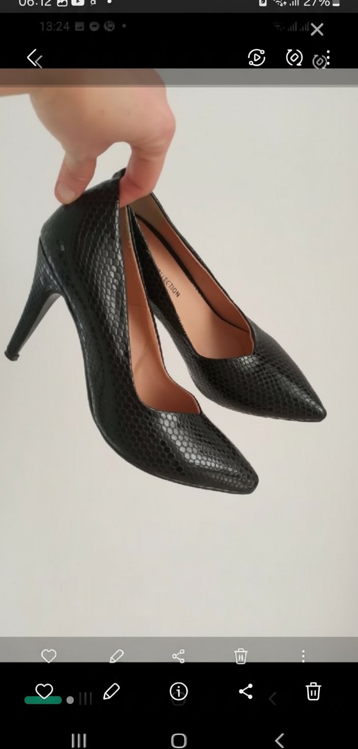 Escarpin crocco en noir 