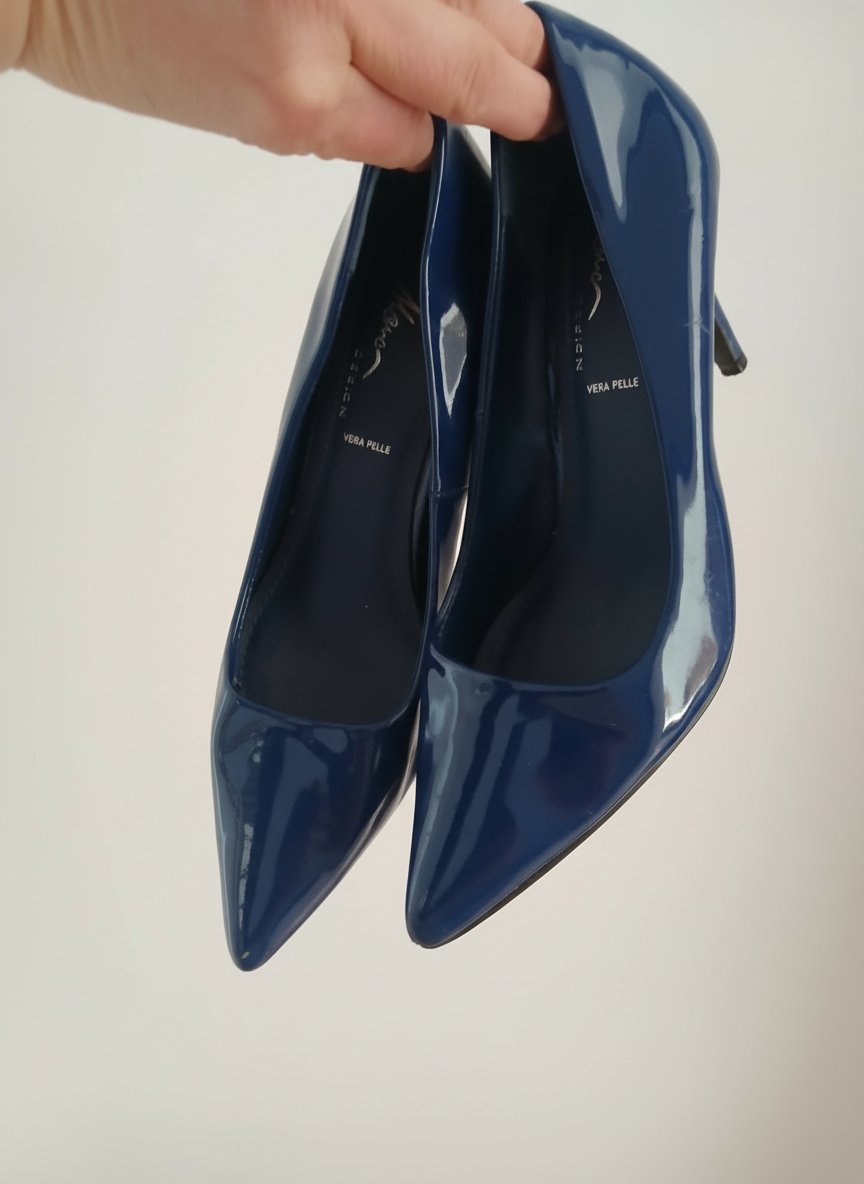 Escarpin en bleu marine vernis 