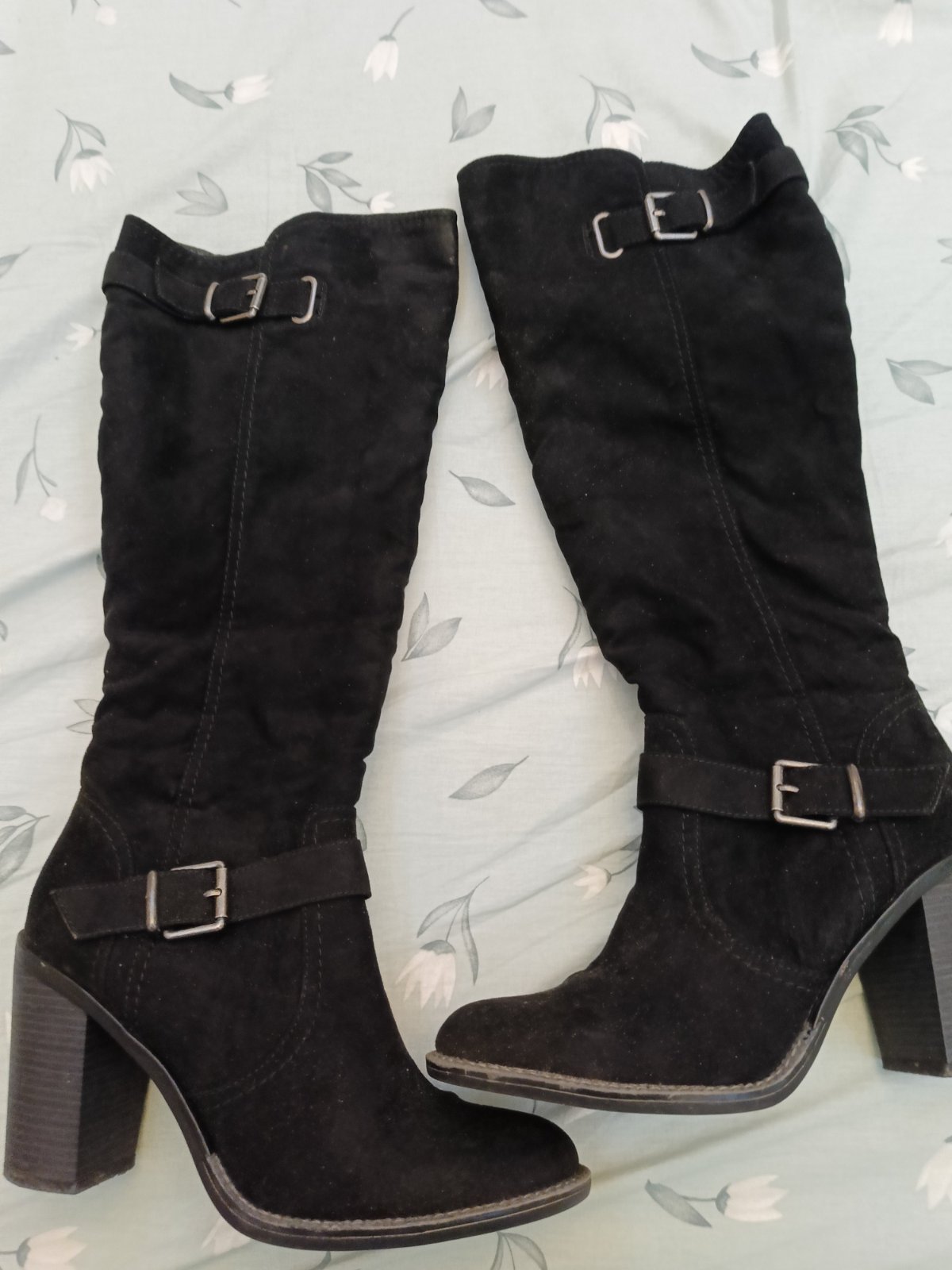 Botte noir pointure 40 
