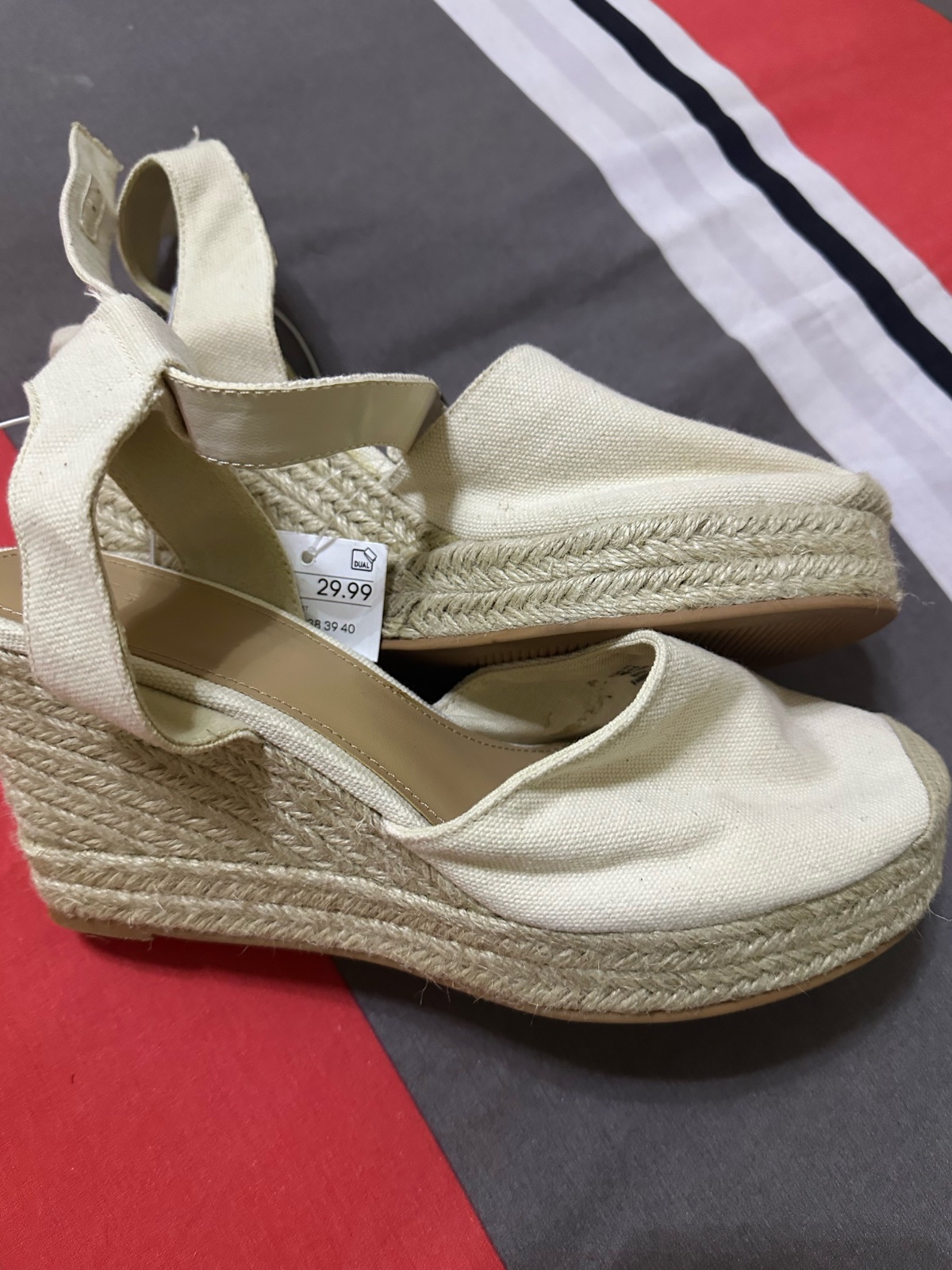 CHAUSSURE FEMME NEUF