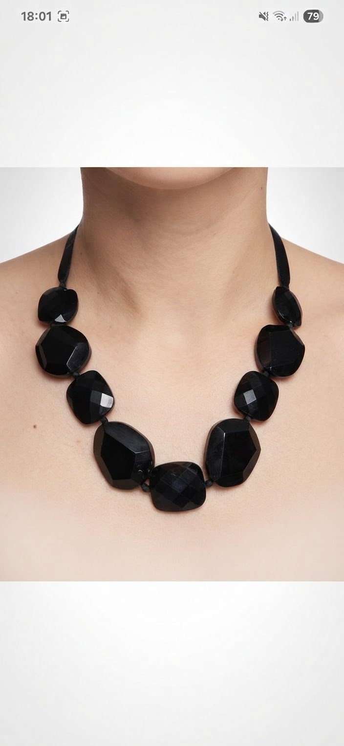 Collier noir