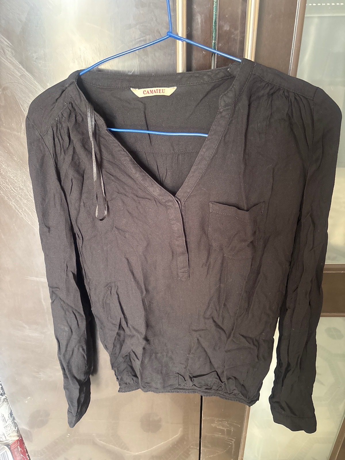 Chemise noir legere a repasser 