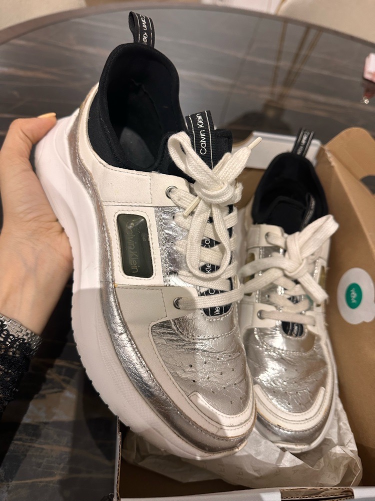 Baskets Calvin klein authentique !!
