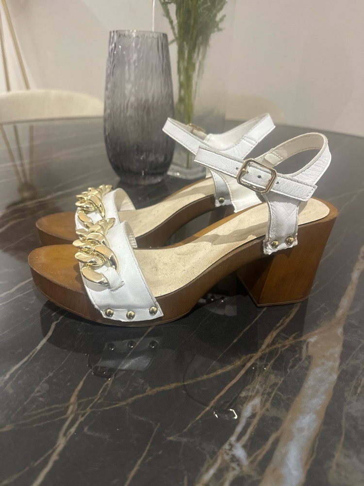 Chaussures a talon