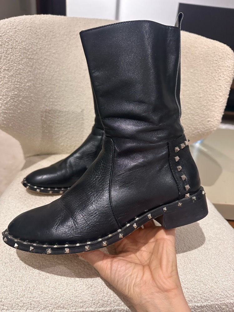 Des bottines Valentino Garavani authentique 