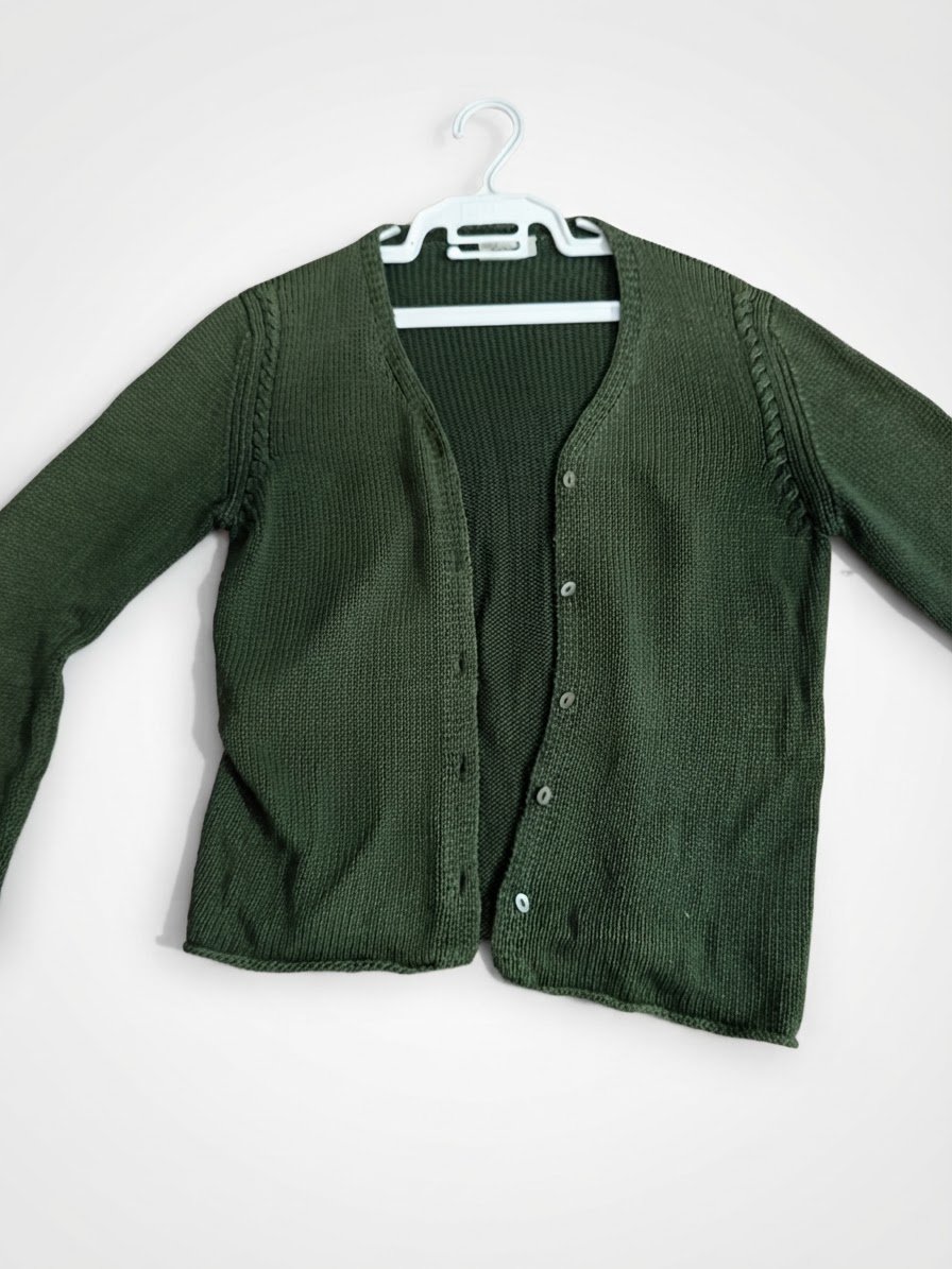 Gilet en maille vert kaki – Boutonné