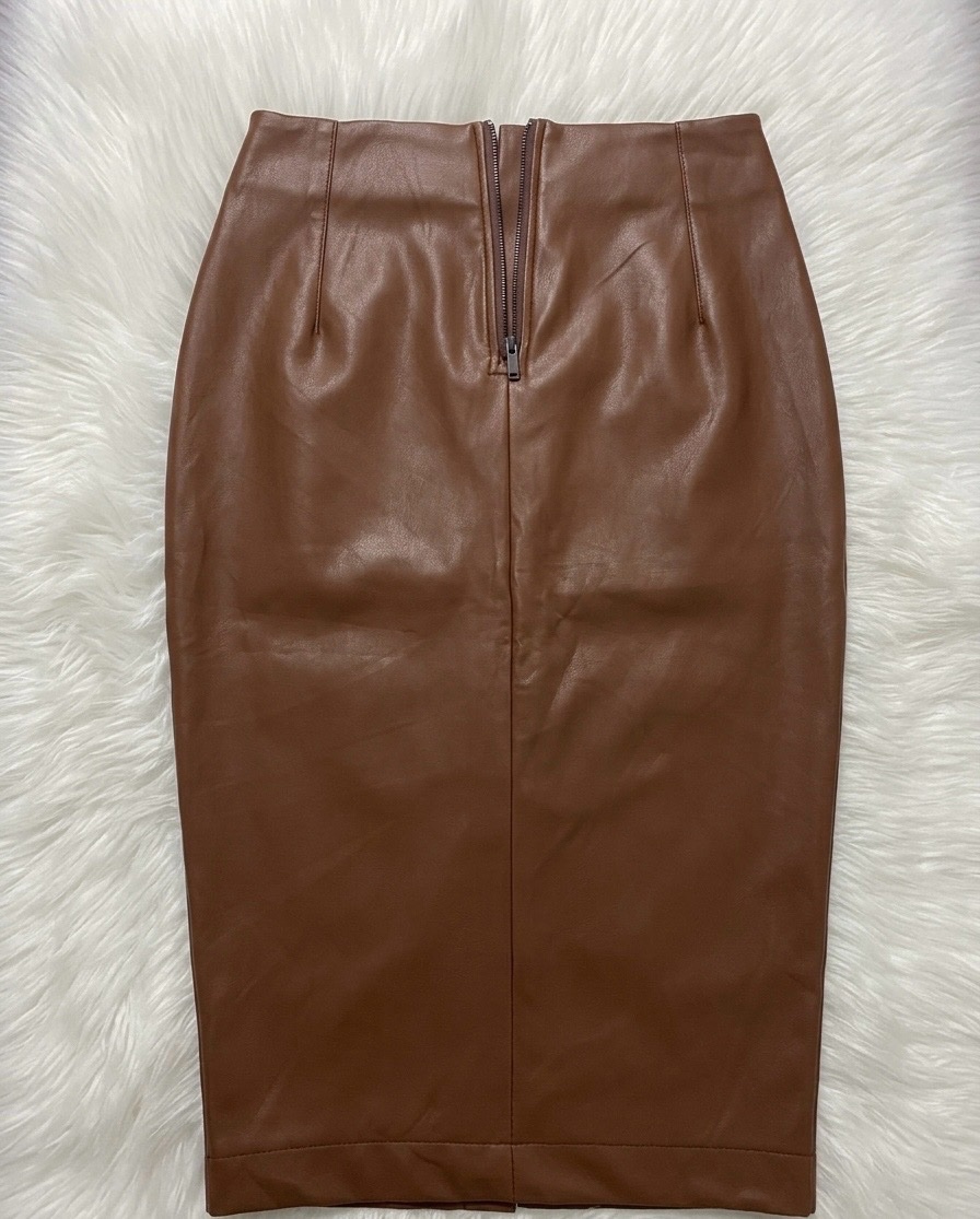 Jupe tres chic et classe taille: 36/38