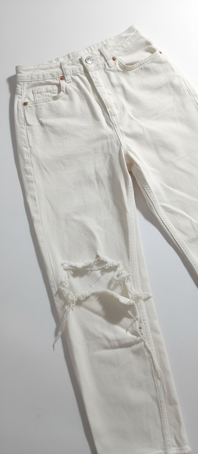 Pontalon zara déchiré taille 34
