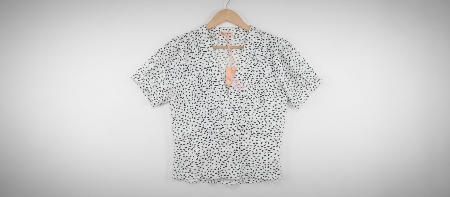 Chemise neuf a la taille 