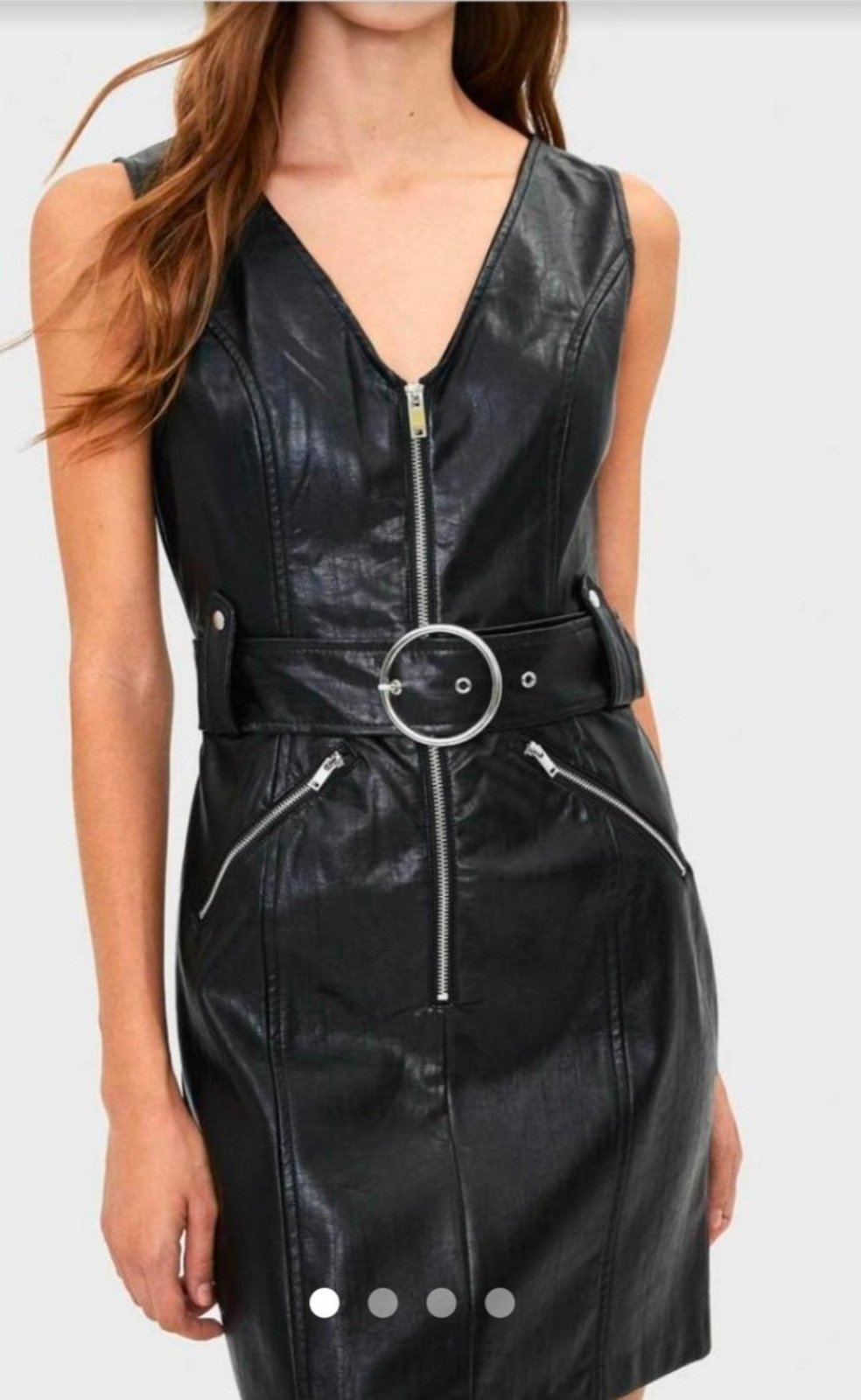 ROBE EN CUIR NoirBershka taille M en trés bonne état
