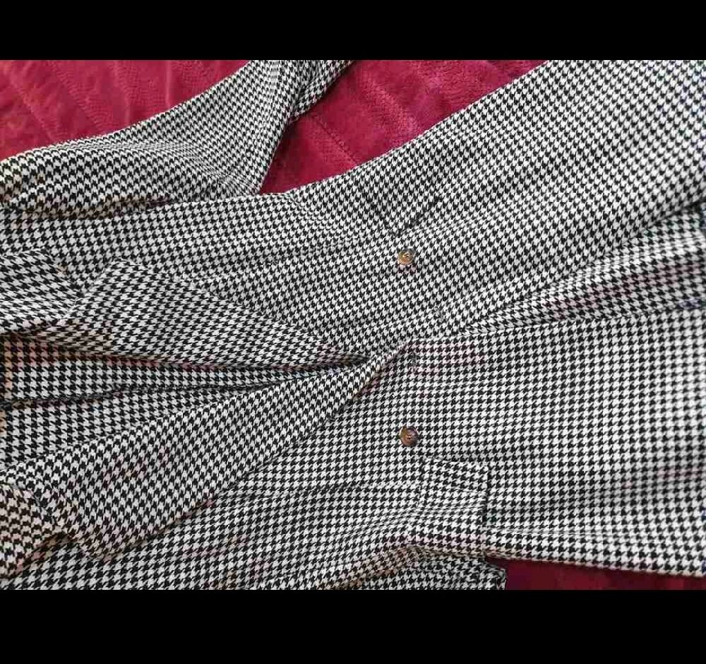 Veste taille S noir et blanc