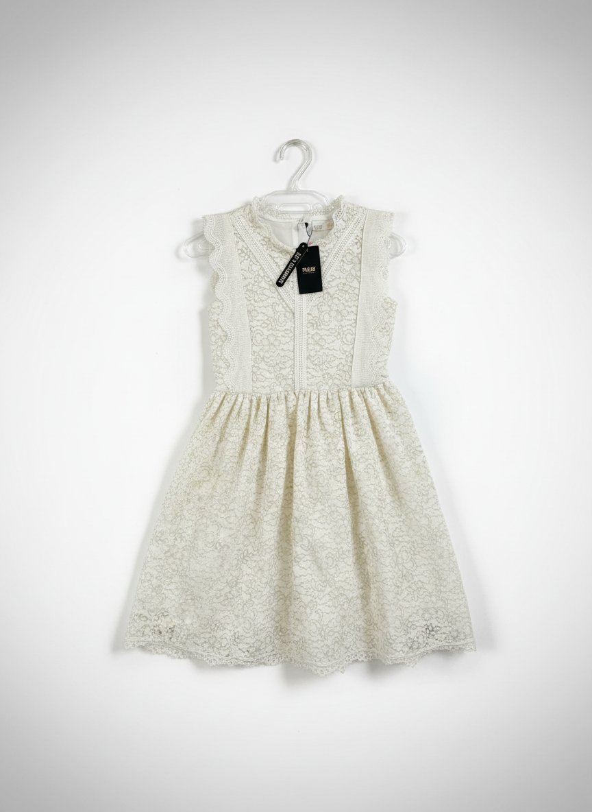 R&B Robe cintrée et évasée sans manches à lacets