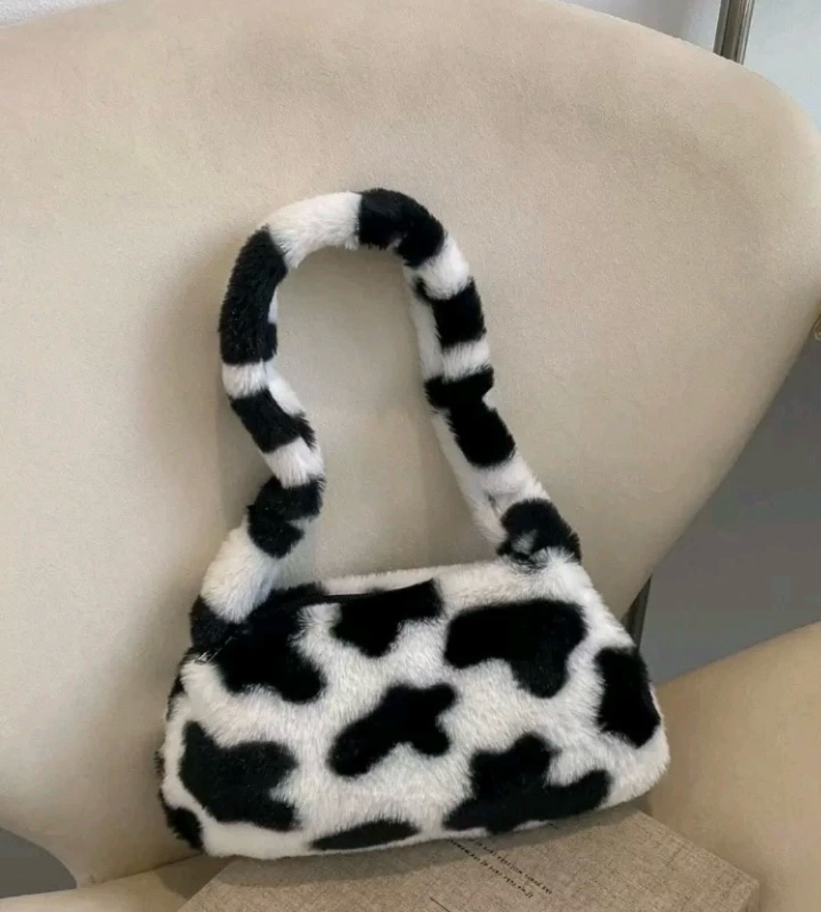 Fluffy bag for girls