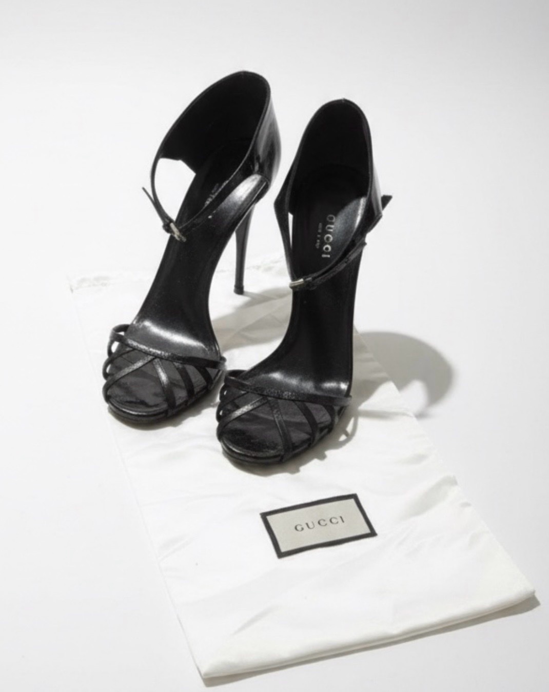  Sandales à talons GUCCI en cuir vernis