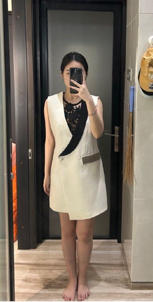 Robe Blanc Cassé et Noir 