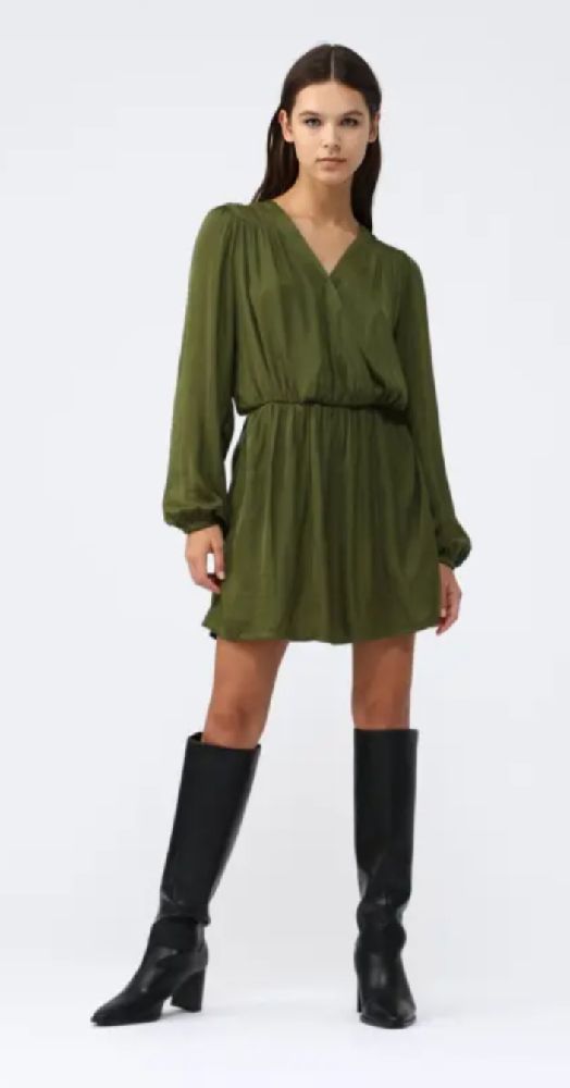 Très Jolie Robe Lefties