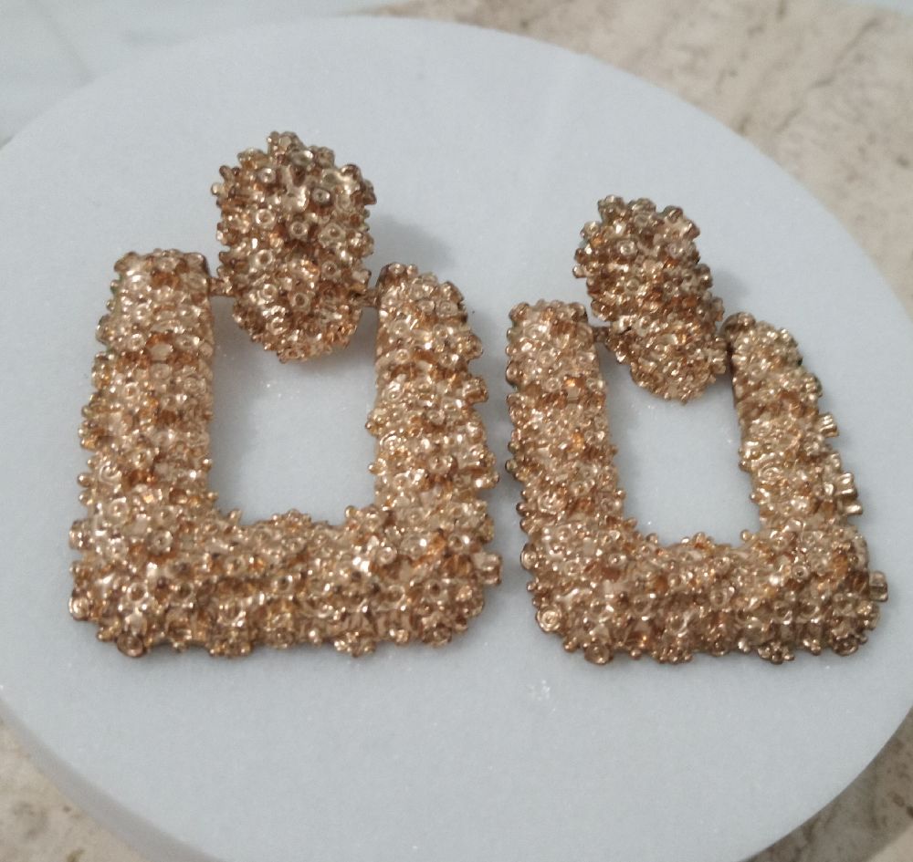 Boucle d'oreille 
