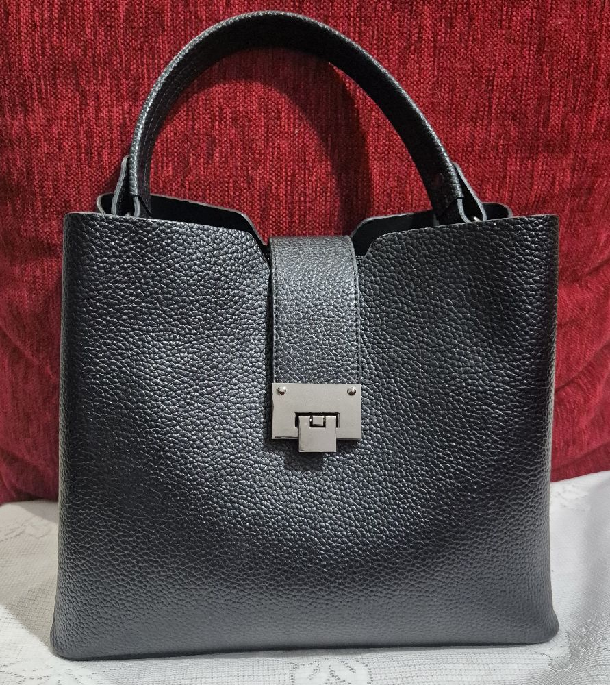 Sac a main noir