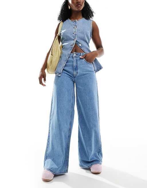 Wide leg jeans