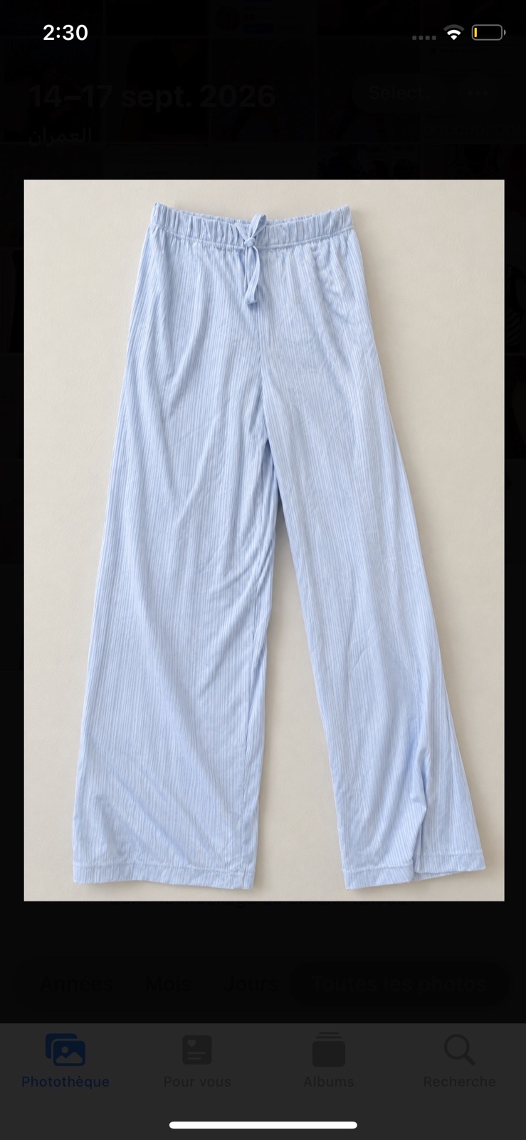 Pantalon bleu clair à rayures fines 🤍💙