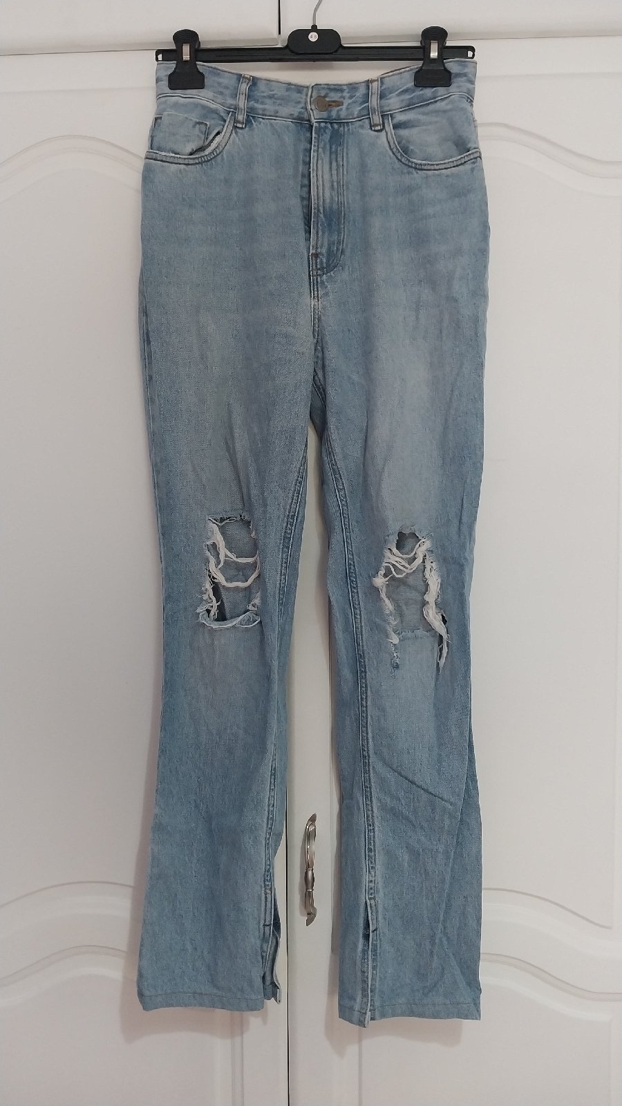 Pantalons djean HA large déchirés avec fonte taille 36/s w ylabes 38/m