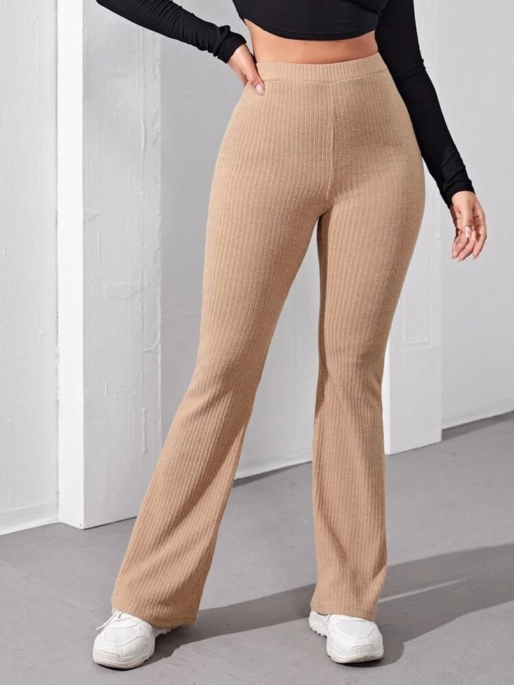 Pantalon shein pattes d'éléphant 