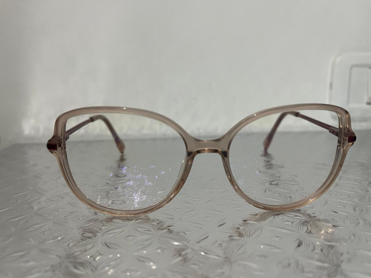 Lunettes: tudor et kubic