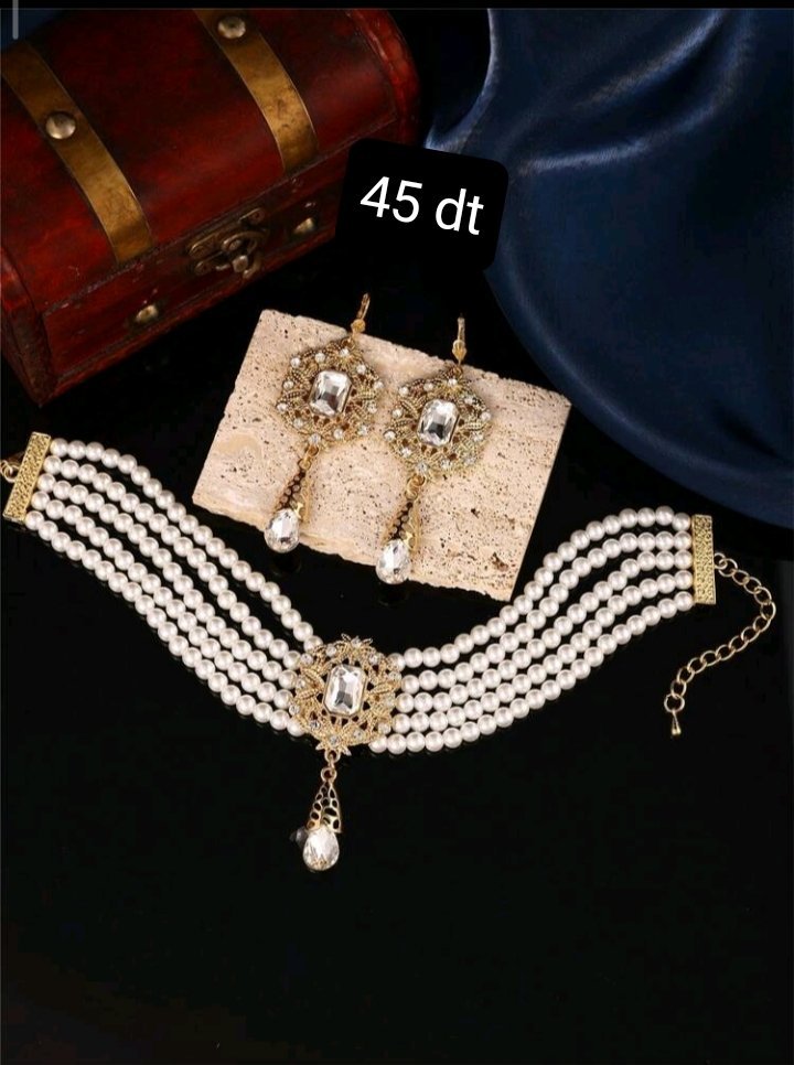 Parure en perles tres classe 