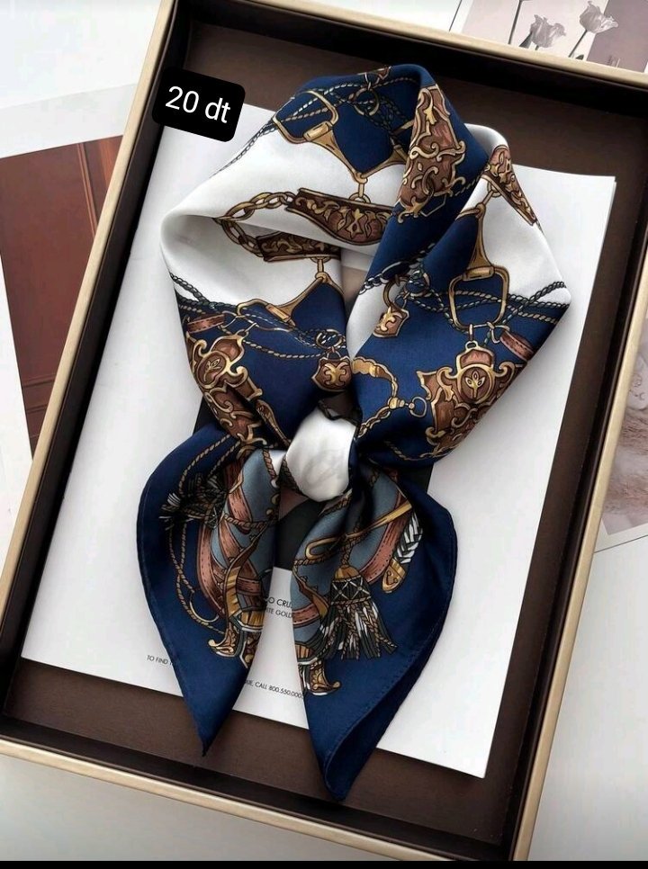 Foulard en vrai soie 