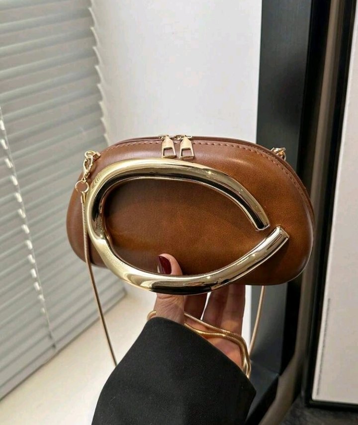 Pochette femme Tendance en cuir très haute qualité 