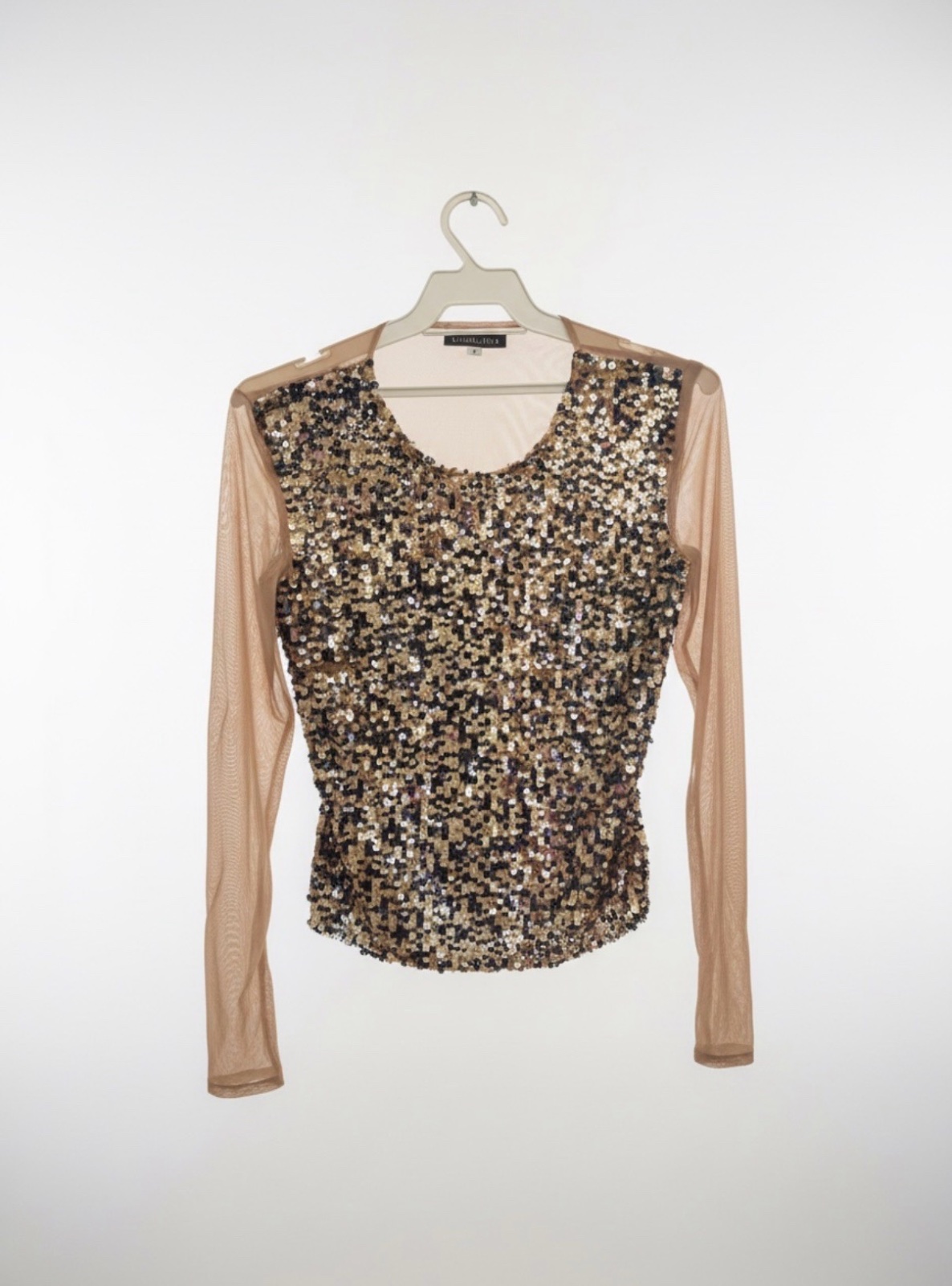 Haut en sequin 