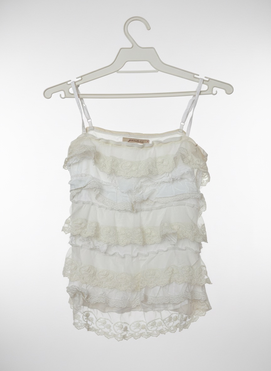 Haut blanc en dentelle 