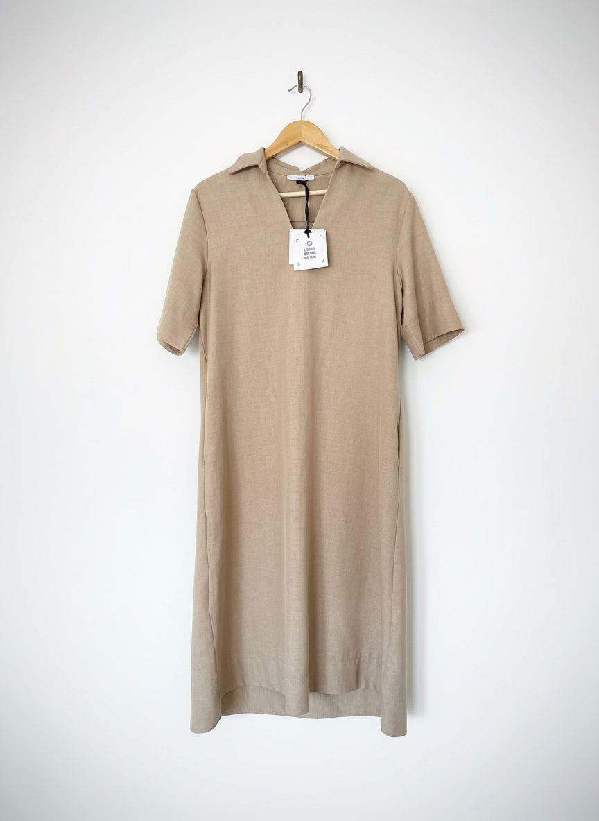 ROBE BEIGE DE LA MARQUE ITALIENNE LUMINA
