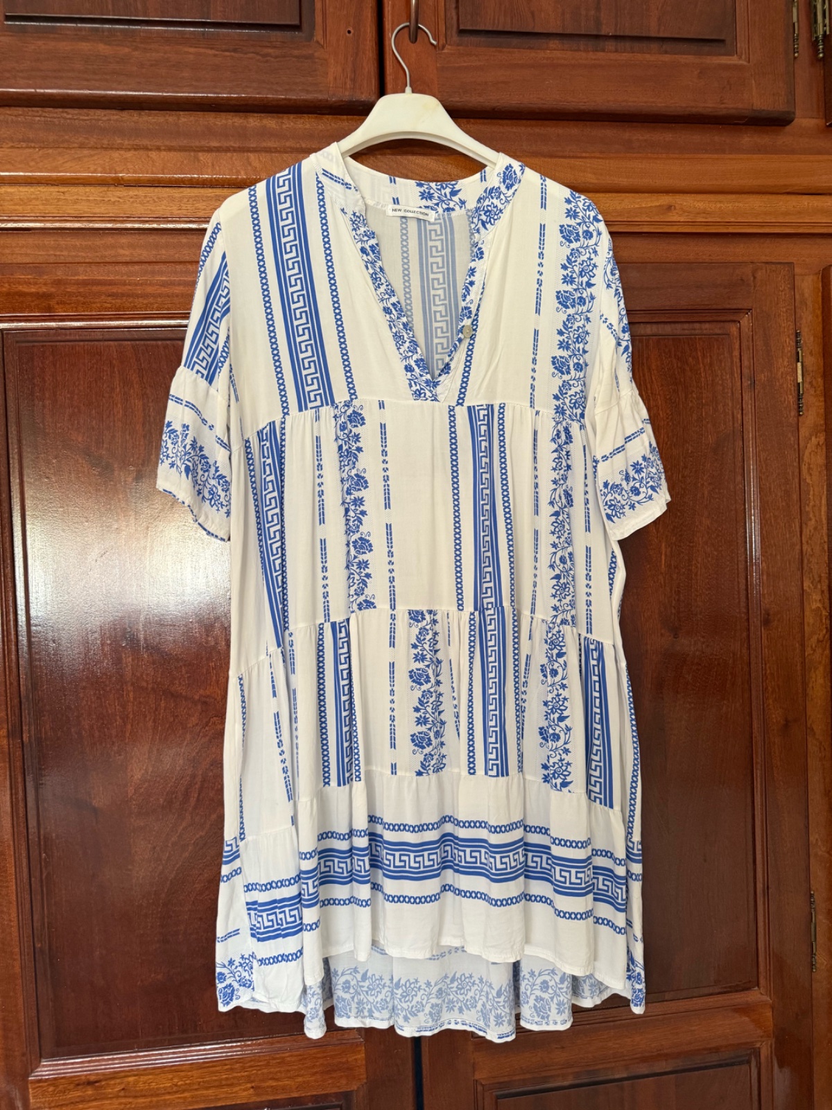 Robe blanc et bleu