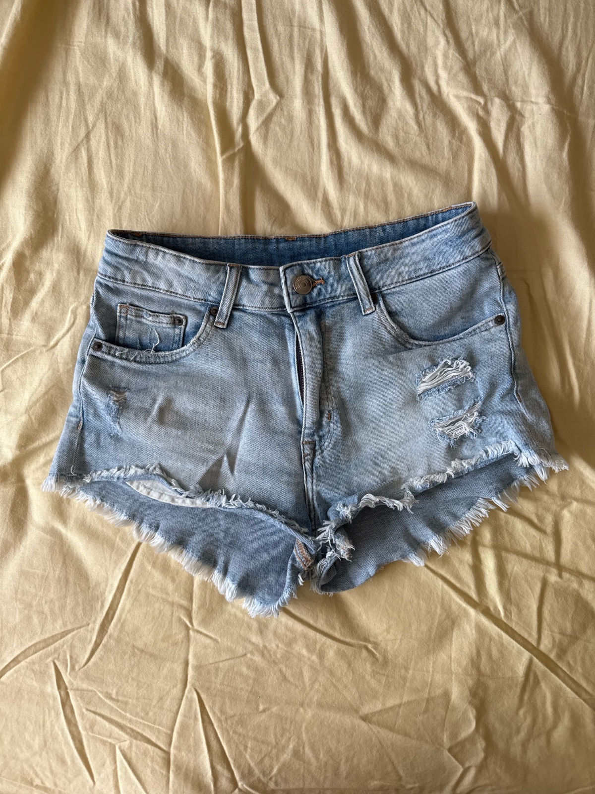 Short en denim H&M taille 38