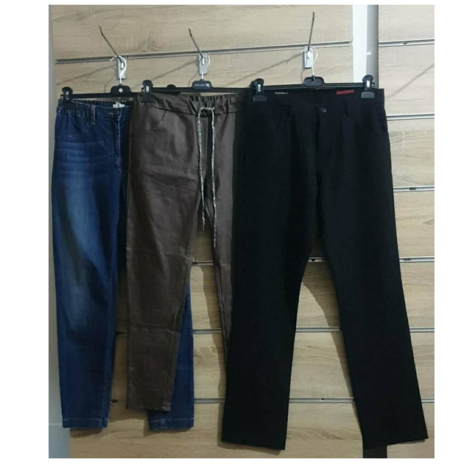 Lot 3 pantalons taille 40